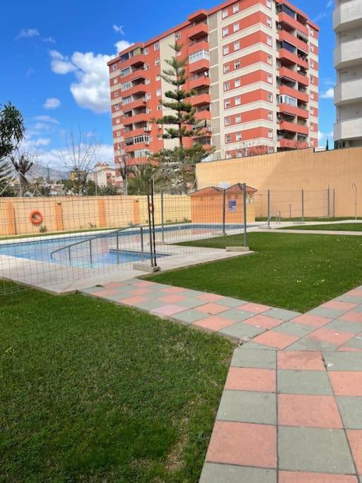Estudio En Fuengirola Con Vistas Al Mar Exterior photo